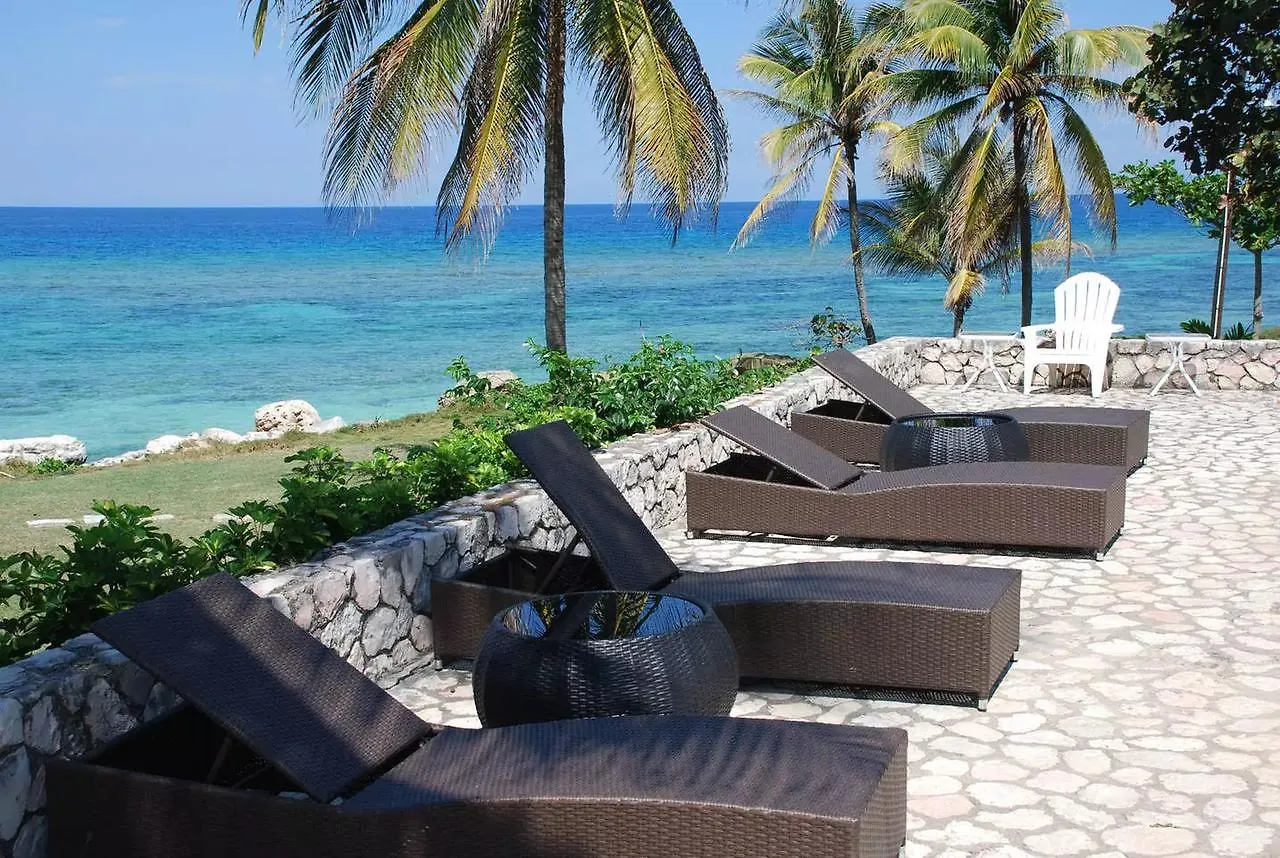 Luxury 2Br Home Facing Beach W/Pool Montego Bay #4 Ferienhaus